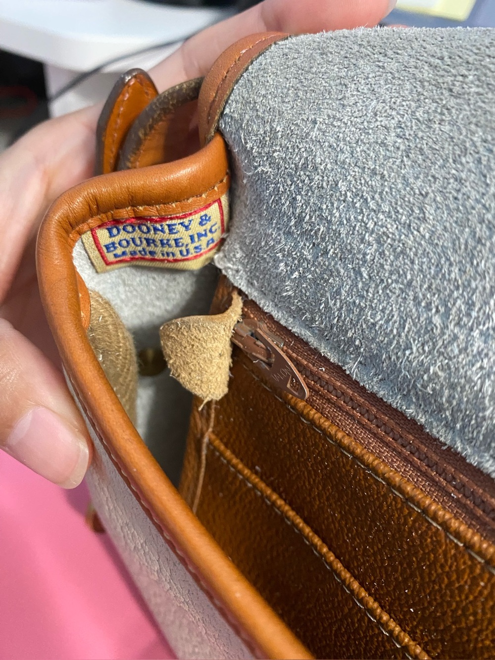 Dooney & Bourke Vintage All Weather Leather Saddle Bag Cream Tan Crossbody - Picture 3 of 13